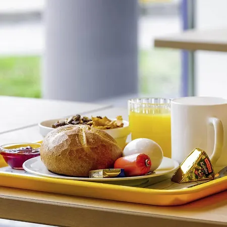 Ibis Budget Berlin Airport Schoenefeld-3